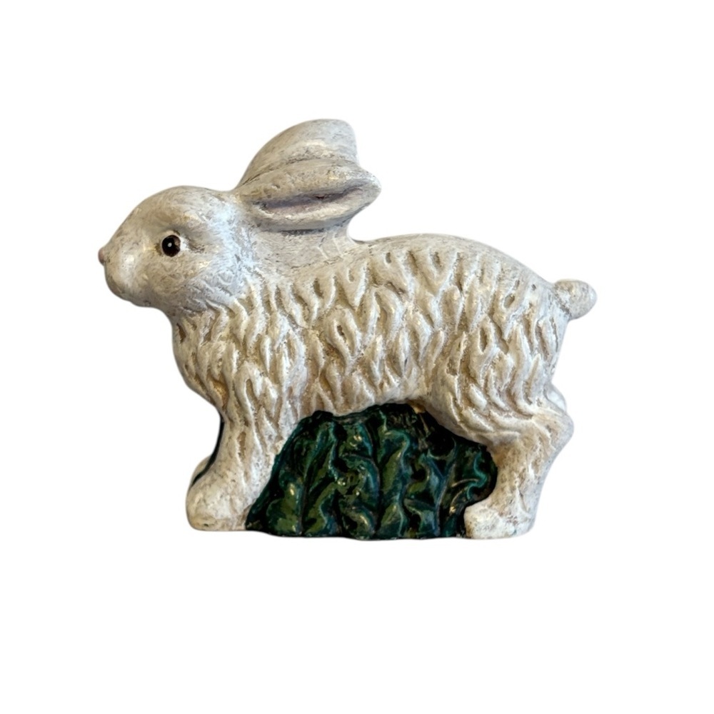Russ Berrie Bunny Rabbit Figurine Olde World Heritage Collection Textured White